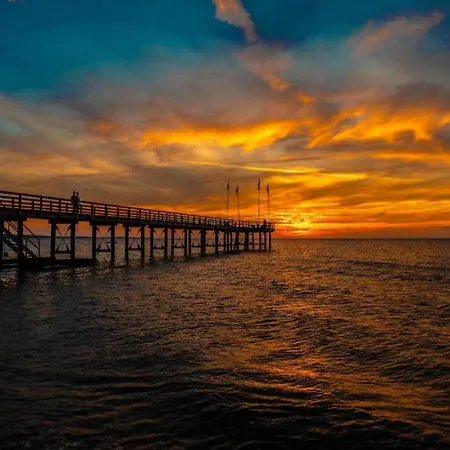 Auf Dem Land In Strandnaehe * Diedrichshagen (Kropelin)