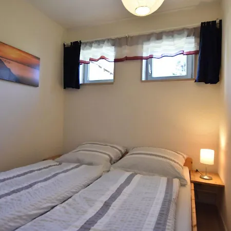 Auf Dem Land In Strandnaehe * Diedrichshagen (Kropelin)