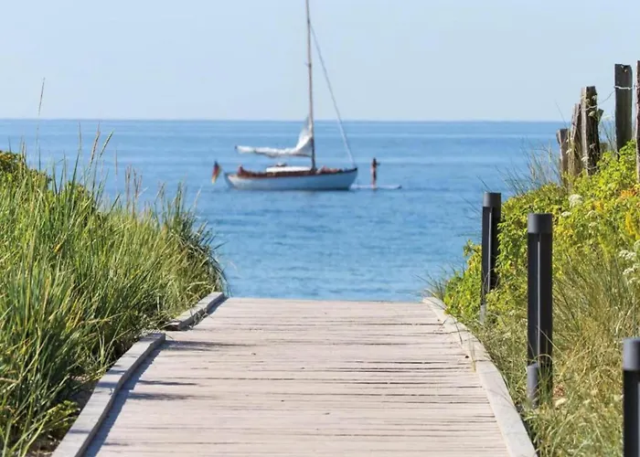 Auf Dem Land In Strandnaehe * Diedrichshagen (Kropelin)